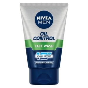 NIVEA – Men Face Wash for Oily Skin Oil Control for 5hr Oil Control with 10x Vitamin C Effect (100gm)
