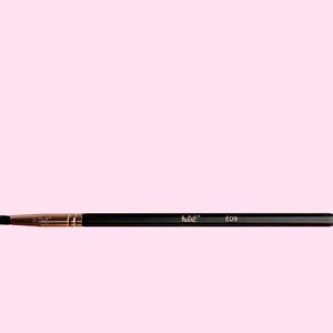 FELIC – MAKEUP BRUSH (E09)